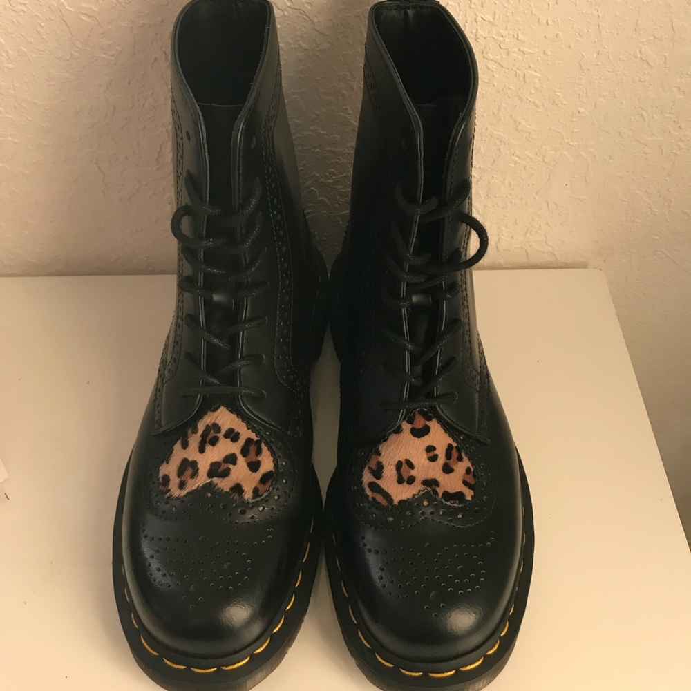 Bentley II Heart Doc Martens